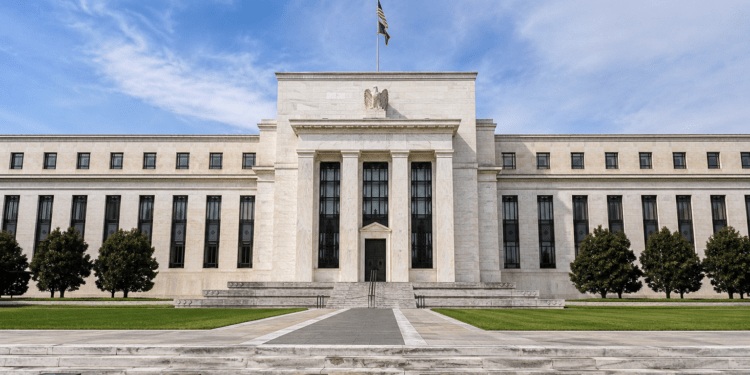 USD/CHF forecast: Carry trade appeal builds as traders await the SNB decision