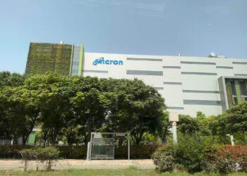 Micron (MU) Stock: $878 on the Eve of Tuesday’s…