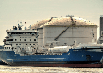 Brent Crude Price at $104: Bull and Bear Case After Houthi…